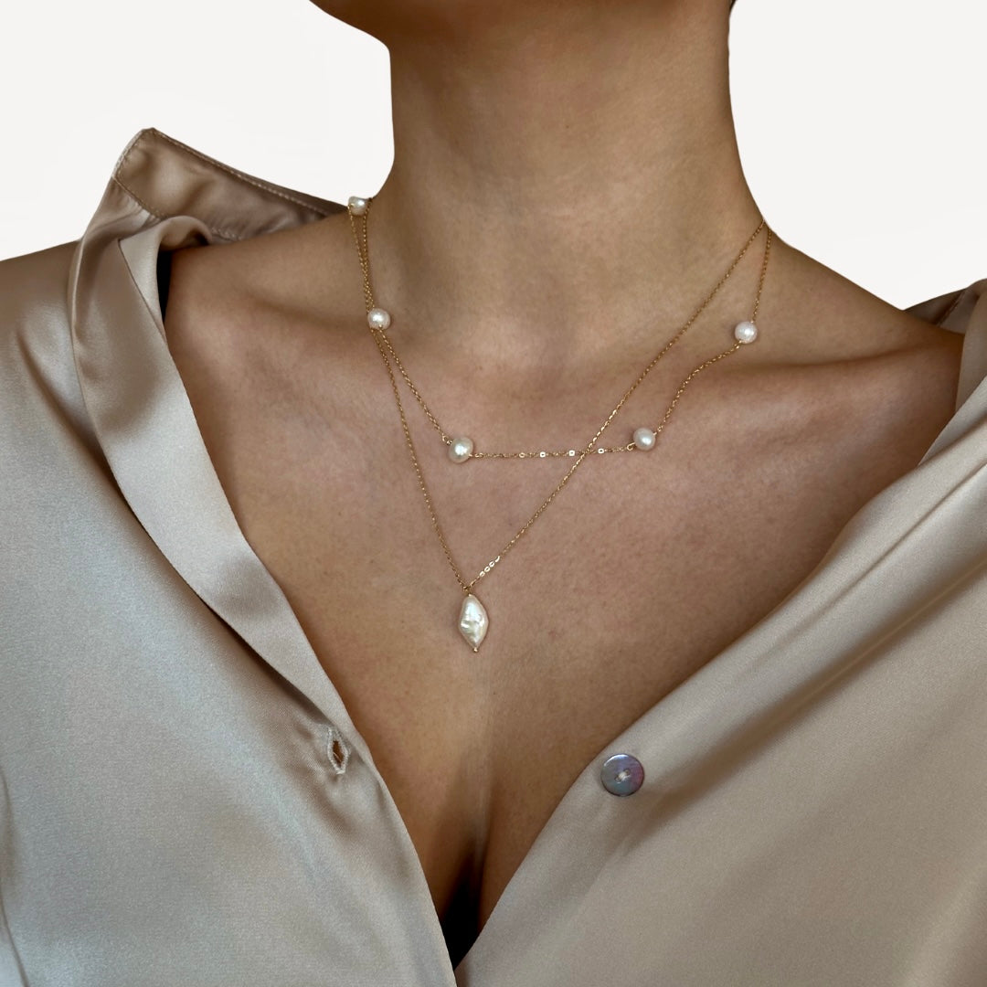 LUMI pearl necklace