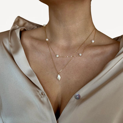 LUMI pearl necklace